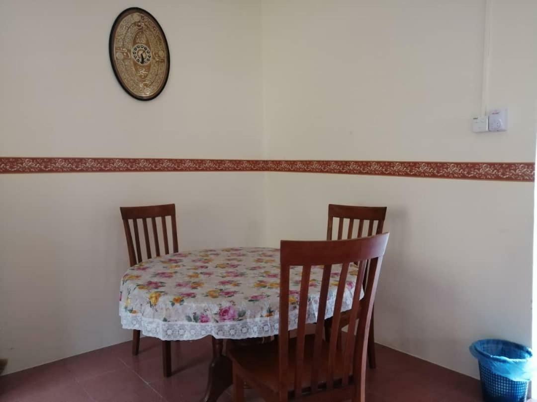 Homestay Ibu بيكان المظهر الخارجي الصورة